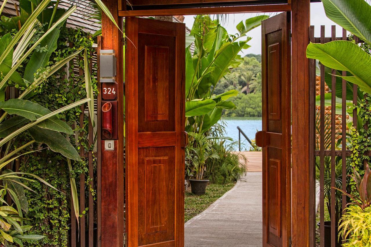 Warwick Le Lagon Resort & Spa, Vanuatu Port Vila Exterior photo