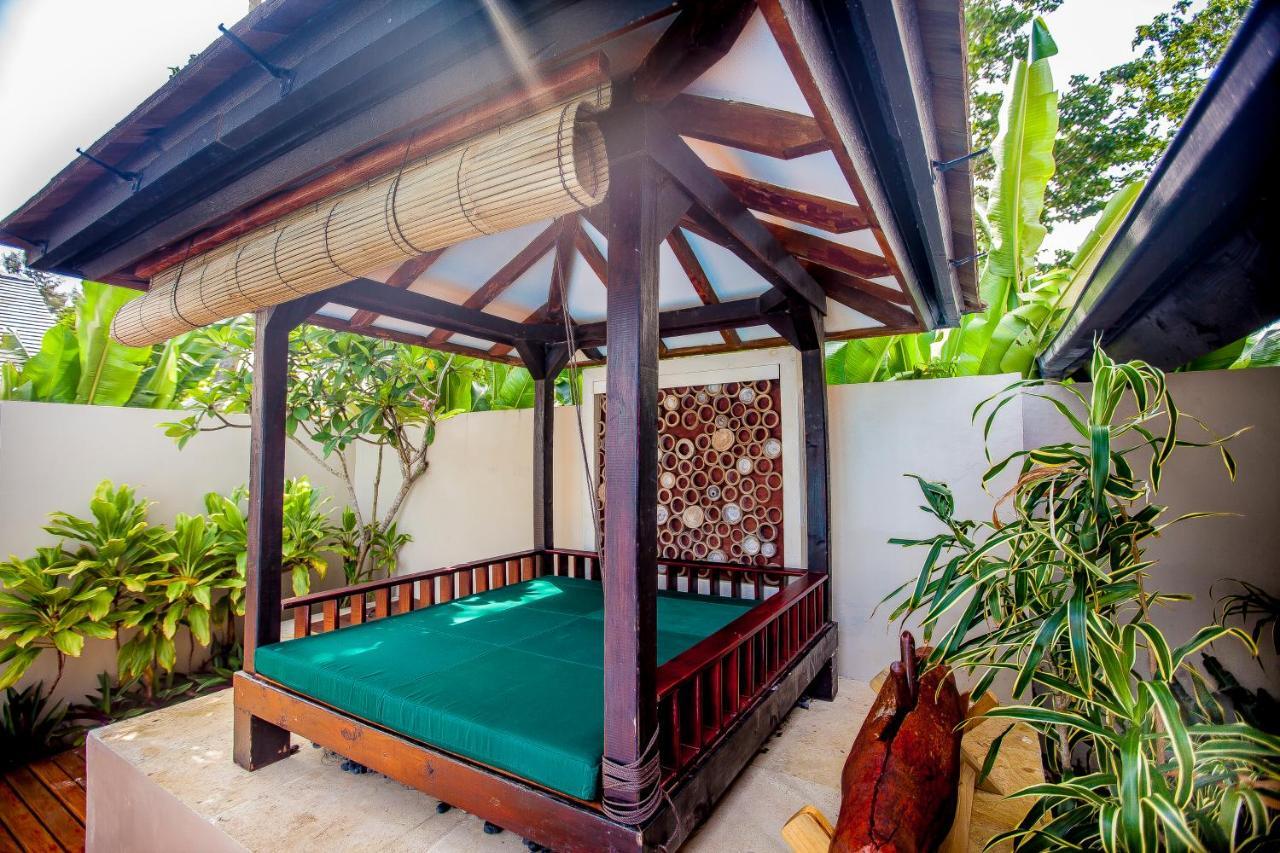 Warwick Le Lagon Resort & Spa, Vanuatu Port Vila Exterior photo